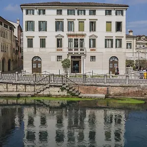 Le Di Palazzo Bortolan Casa de hóspedes Treviso
